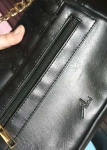 Chic Quilted Black Shoulder Bag