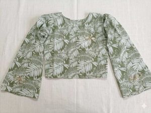 Stylish Leaf Print Crop Top (free delivery 🚚🔥🔥)