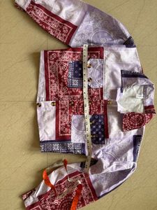 Stylish Printed Cropped Jacket