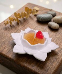 handmade Lotus Heart Scented Candle - Handmad