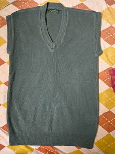 New sweater size 38