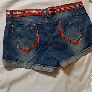Denim cutoff shorts low, size:32-25