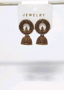 Earring set: 4 Stylish Pairs