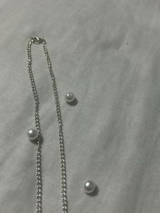 Star Pendant Pearl Necklace