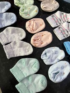 Baby Socks &amp; mittens Bundle