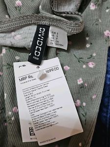 H&amp;M Floral Bodycon Dress