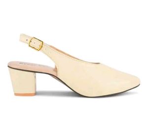 👠 Women’s Cream Block Heel Pumps – Brand New