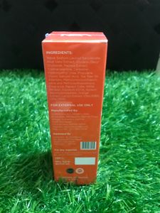 Nea Papaya, Vitamin C &amp; Tea Tree Oil For Hydrating &amp; Glowing Skin Face Wash (100 Ml)