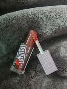 ᝰ.ᐟ Maybelline Lifter Gloss