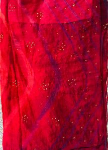 Mehroon Lehariya Saree