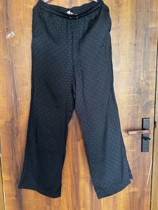 H&amp;M Black Patterned Pants
