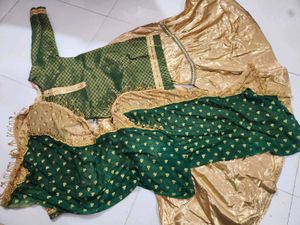 Elegant Green Kurta with Golden Gharara