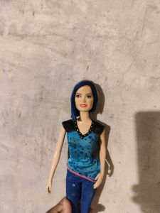 barbie movie rock n royals Doll Erika