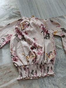 Floral Print Smocked Blouse