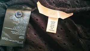 H&amp;M Black Broderie Anglaise Crop Top