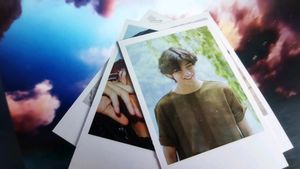 BTS V Kim Taehyung Polaroids