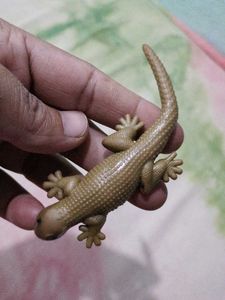 Toy Lizard for Collectibles