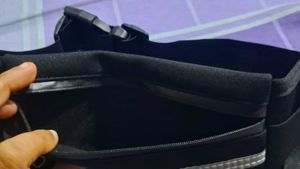 BRAND NEW - Waterproof Waist Fanny Bag