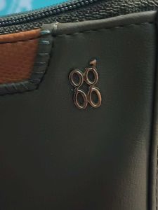 Baggit Olive Green Solid Medium Sling Handbag