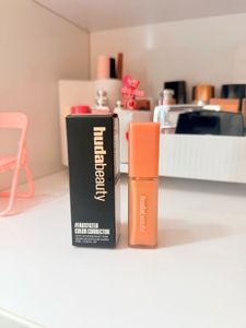 Huda Beauty Faux Color Corrector check details