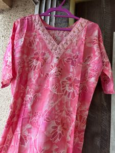 Vibrant Pink Floral Kurta pant set