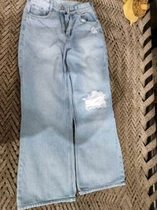 Stylish wordrobe Light Wash Ripped flared Leg Jean