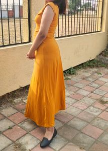 Yellow Dress