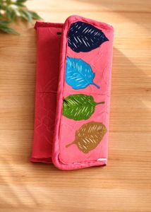 Stylish Pouch with Leaf Print