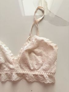 Lace Bralette - Comfortable &amp; Stylish