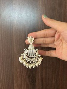 Elegant Pearl &amp; Crystal Chandbali Earrings