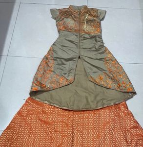 Skirt And Kurta Set