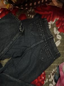 Distressed Wide Leg Jeans