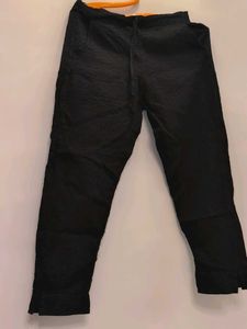 Black ribbed textured pants