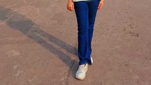 Classic Blue RoadsterDenim Jeans