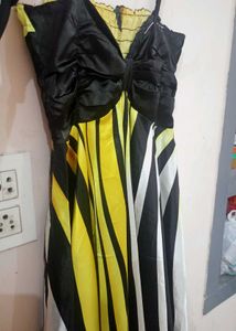 Stunning Black &amp; Yellow Striped Maxi Dress