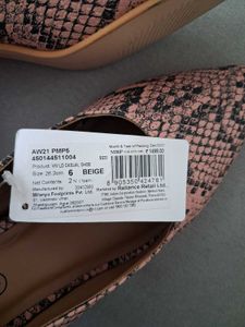 Chic Pink Snake Print heels