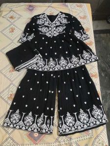 Embroidered Kurta Set