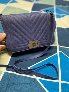 Stylish Chevron Shoulder Bag