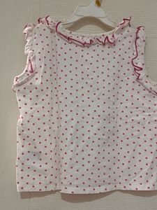 Cute Polka Dot Top and skort set 8-10 yrs