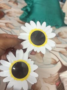 From Hopscotch Daisy Flower Sunglasses