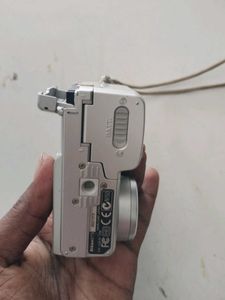 Nikon Coolpix 775 Digital Camera