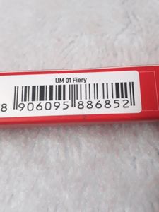 Myglamm lipstick Promiscuous Bombshell Fiery
