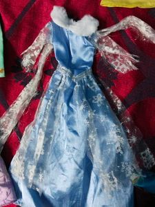 new and old Barbie dolls cloth lot