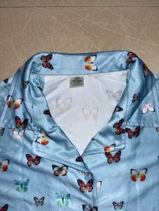 Butterfly Print Crop Shirt
