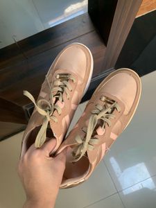 Stylish Nude Pink Sneakers