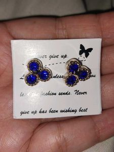 Blue Gem Cluster Stud Earrings