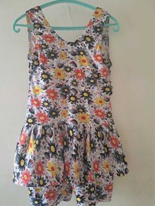 Cute Floral Swimsuit Set
