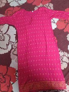 Kurta Set With 3/4th Sleeves Rayon Mix Fabric Easily Washable