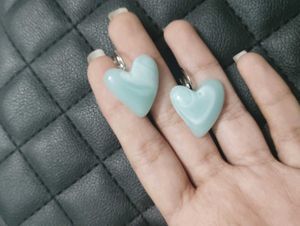 buy 1 get 4 FREE 🥰 Heart Shaped Earrings