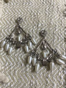 Elegant Pearl &amp; Crystal Chandelier Earrings